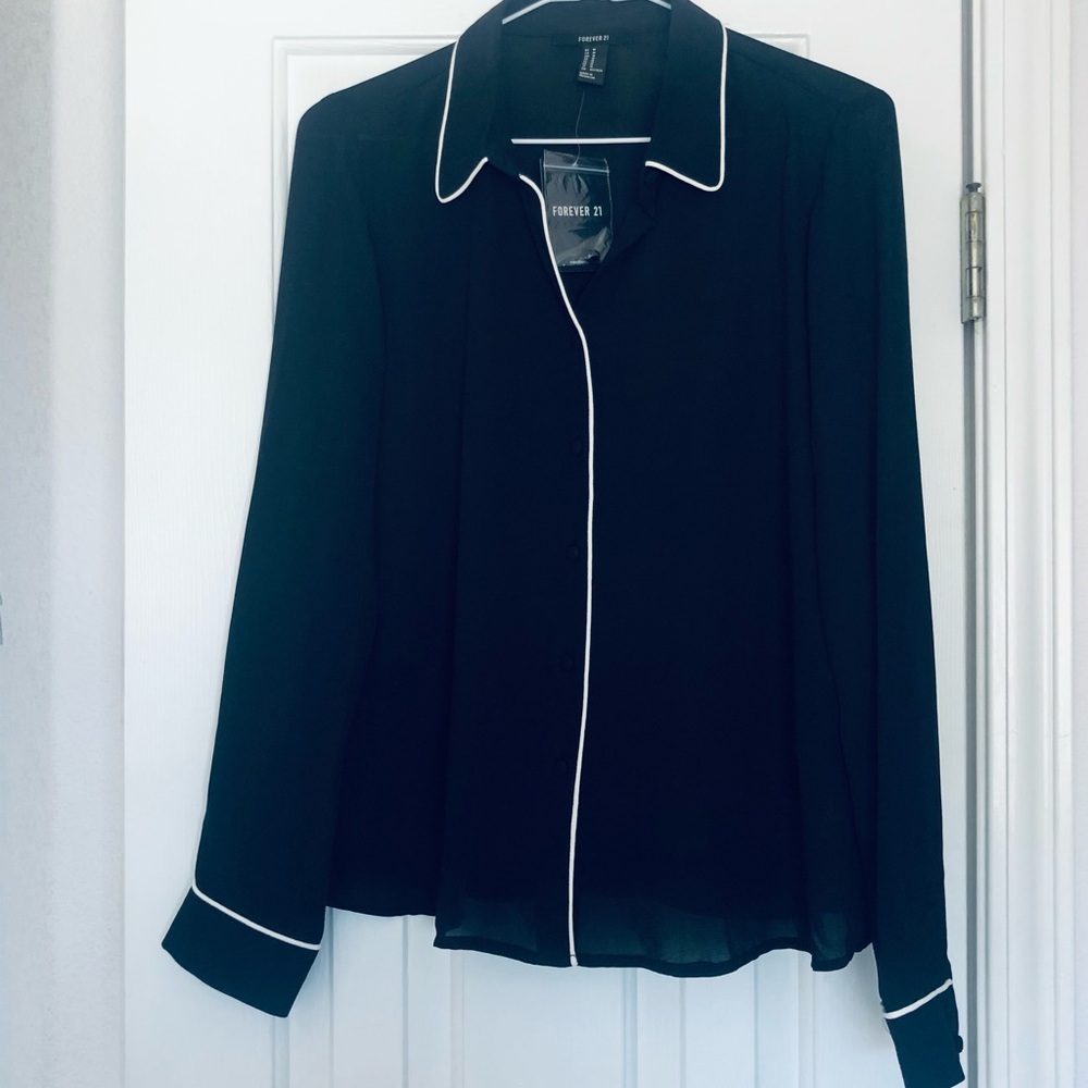 COPY - Chiffon outline blouse